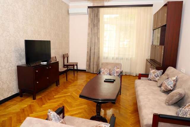 Апарт-отели Spacious 2 Bedroom Apartment at The Cascade Complex Ереван-24